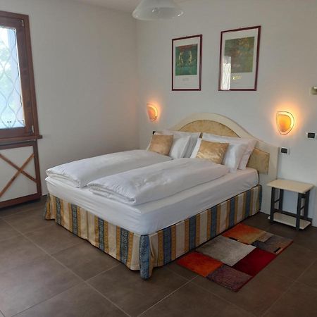 Le Zampolle B & B Colà エクステリア 写真
