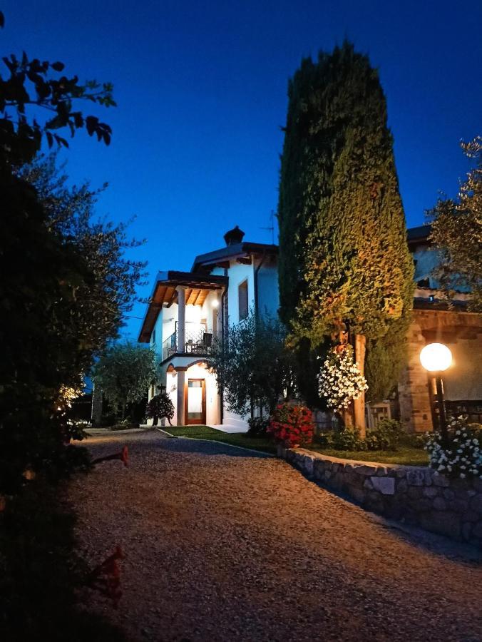 Le Zampolle B & B Colà エクステリア 写真